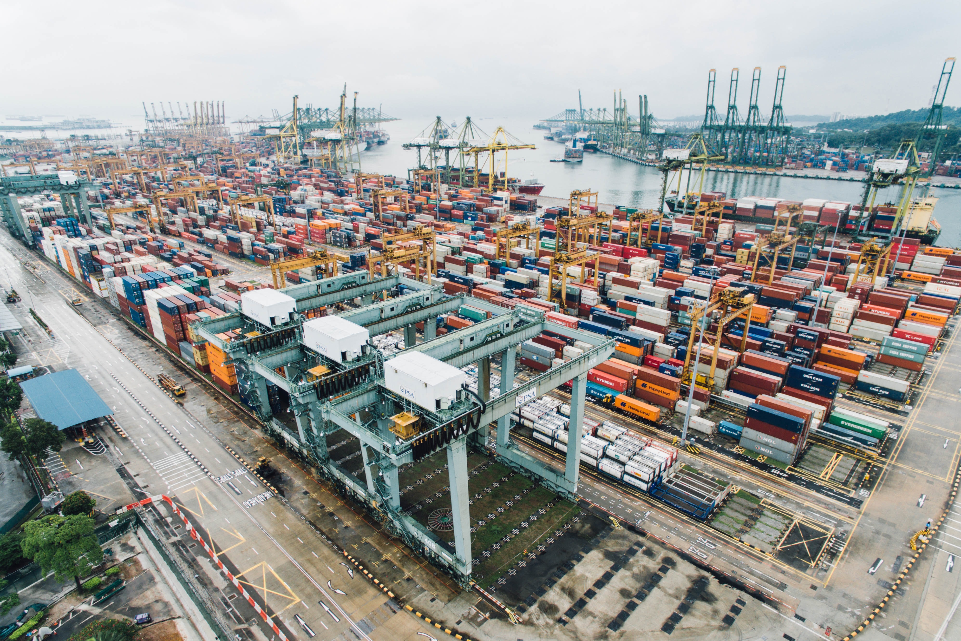 How AI is Influencing the Shipping Industry Today